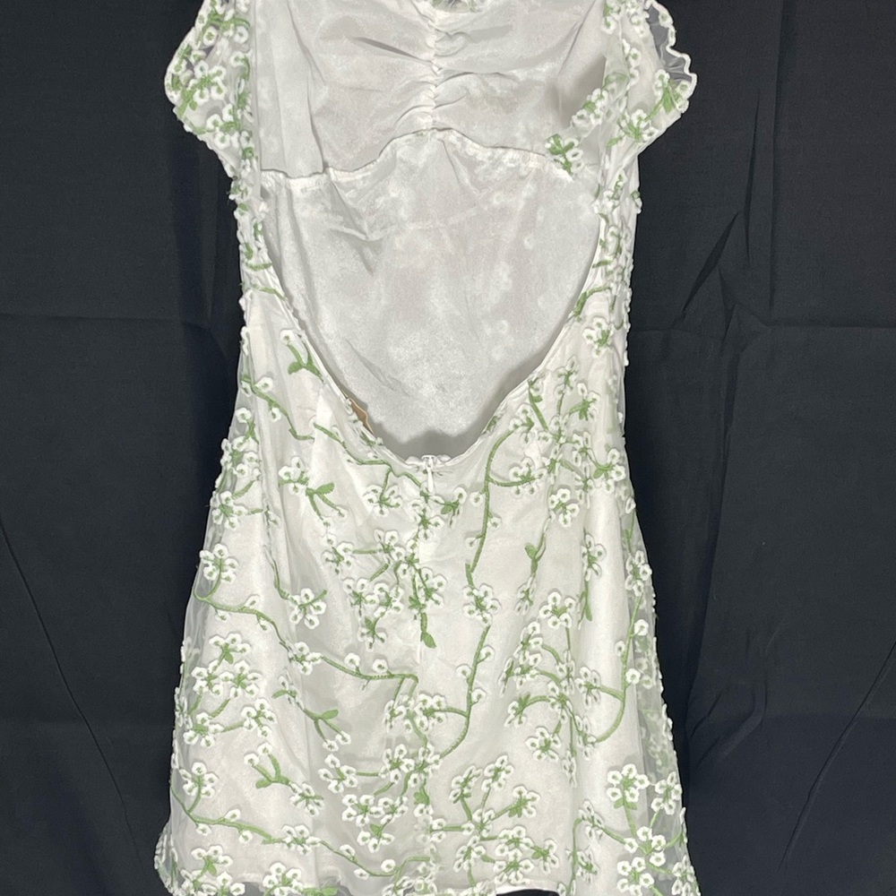 Beige Botany: Green & White Floral Embroidered Lace mini dress. Delicate, fairy - Picture 6 of 10
